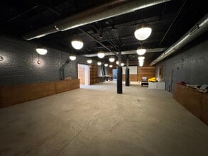 1821 W Hubbard St, Chicago, IL for lease Interior Photo- Image 2 of 5