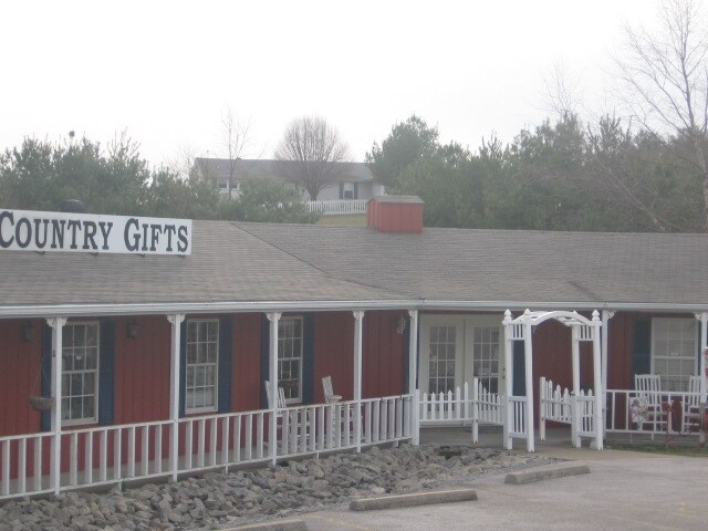 12753 Hodgenville Rd, Campbellsville, KY à vendre - Photo du bâtiment - Image 2 de 12