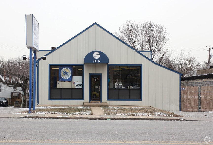 7415 Harford Rd, Baltimore, MD à louer - Photo du bâtiment - Image 2 de 2