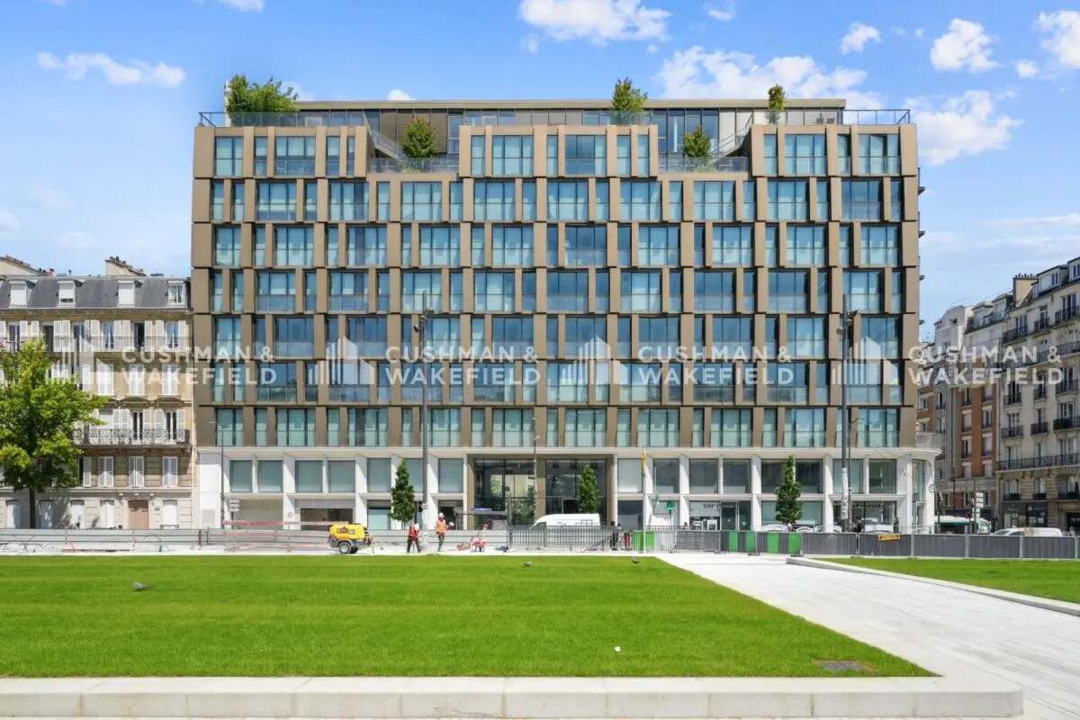 168 Avenue Charles De Gaulle, Neuilly-sur-Seine à louer Photo du bâtiment- Image 1 de 18