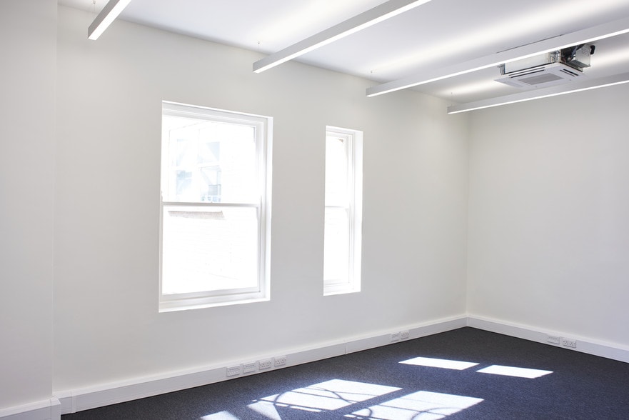 46 Gresham St, London for lease - Interior Photo - Image 3 of 20