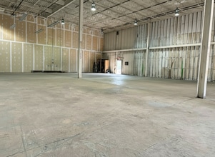 65 Old Kings Hwy, Maple Shade Township, NJ à louer Photo intérieure- Image 2 de 2