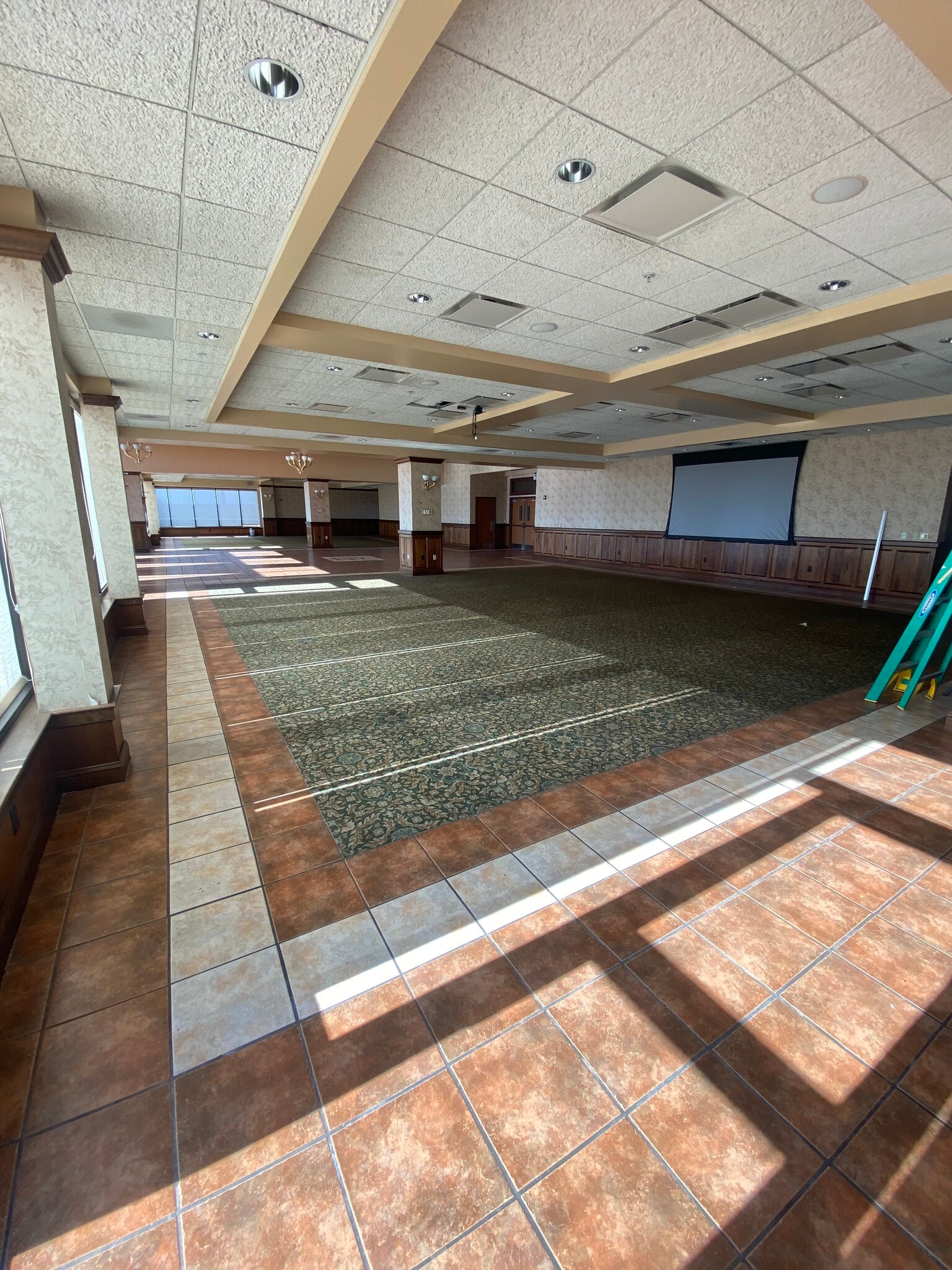 500 W Loockerman St, Dover, DE à louer Photo intérieure- Image 1 de 3