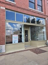 119-125 W 2nd St, Bartlesville, OK for lease Interior Photo- Image 1 of 5