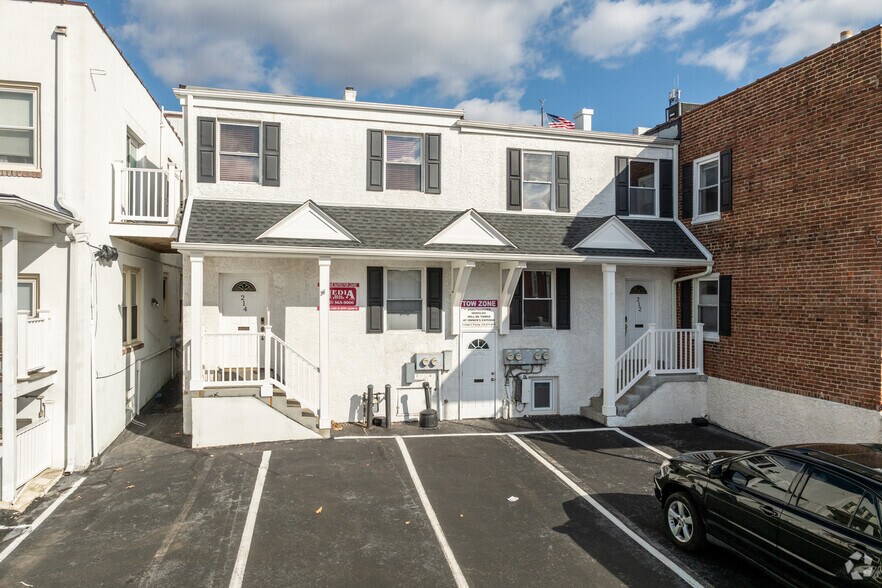 214 W Front St, Media, PA à vendre - Photo du bâtiment - Image 2 de 4