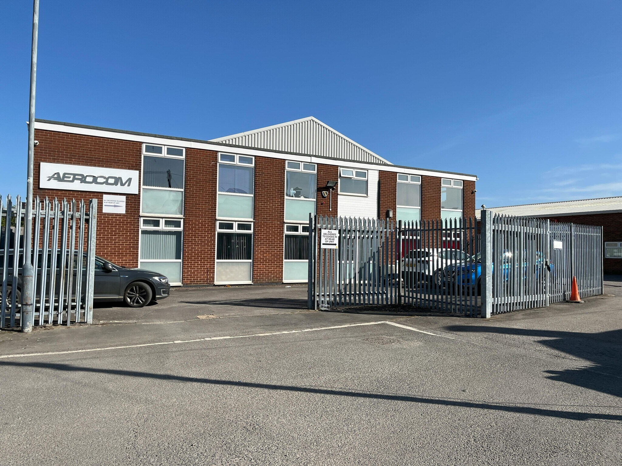 4 Telford Rd, Exhall à louer Photo du bâtiment- Image 1 de 12
