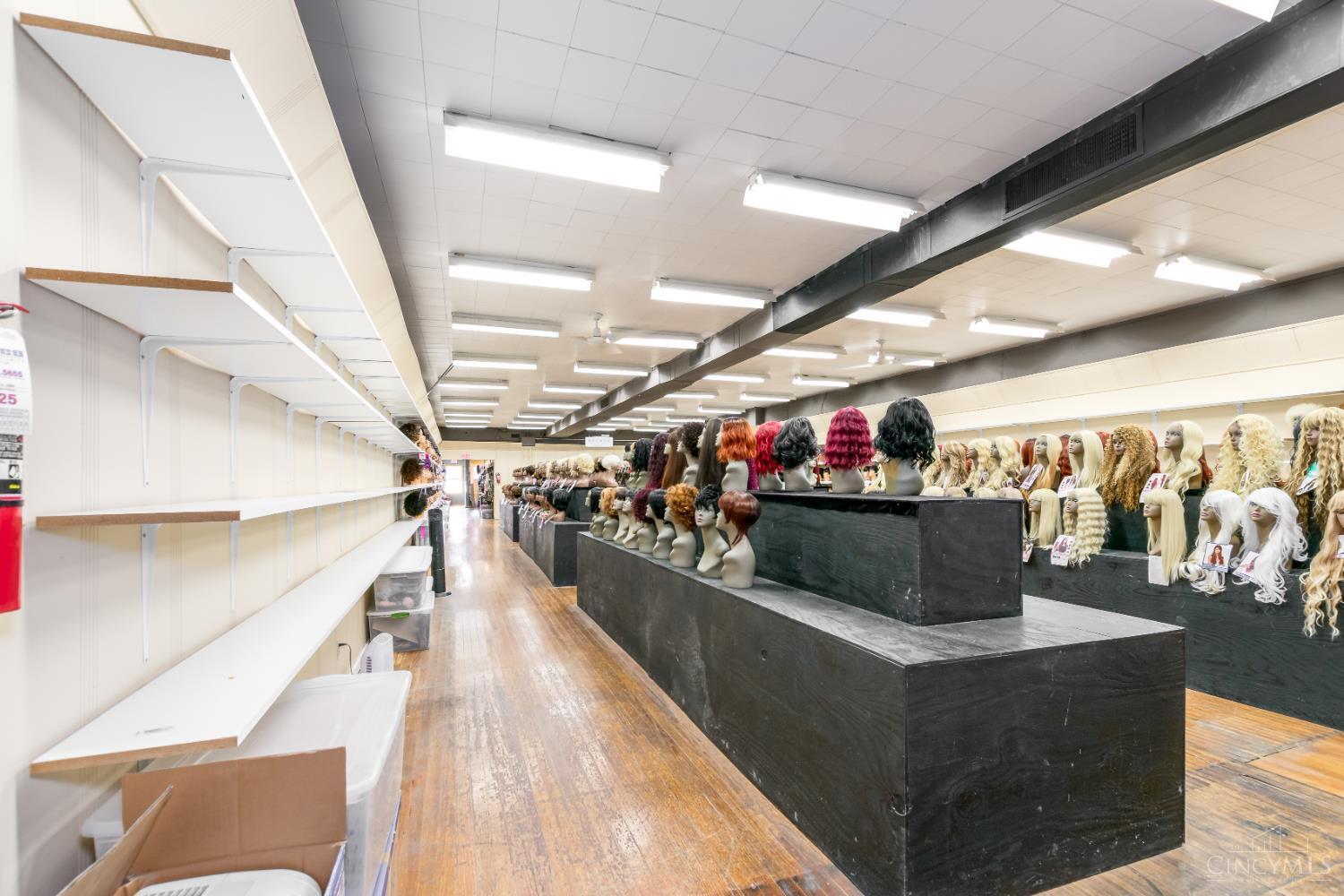 4719 Vine St, Cincinnati, OH à louer Photo intérieure- Image 1 de 1