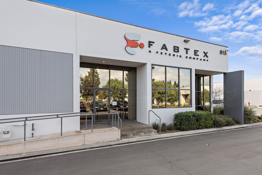 615-623 S State College Blvd, Fullerton, CA for sale - Building Photo - Image 3 of 32