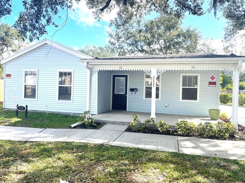 111 Randolph Ave, Kissimmee, FL à vendre - Photo du bâtiment - Image 1 de 10