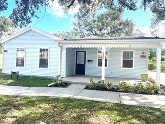 Plus de détails pour 111 Randolph Ave, Kissimmee, FL - Bureau à vendre