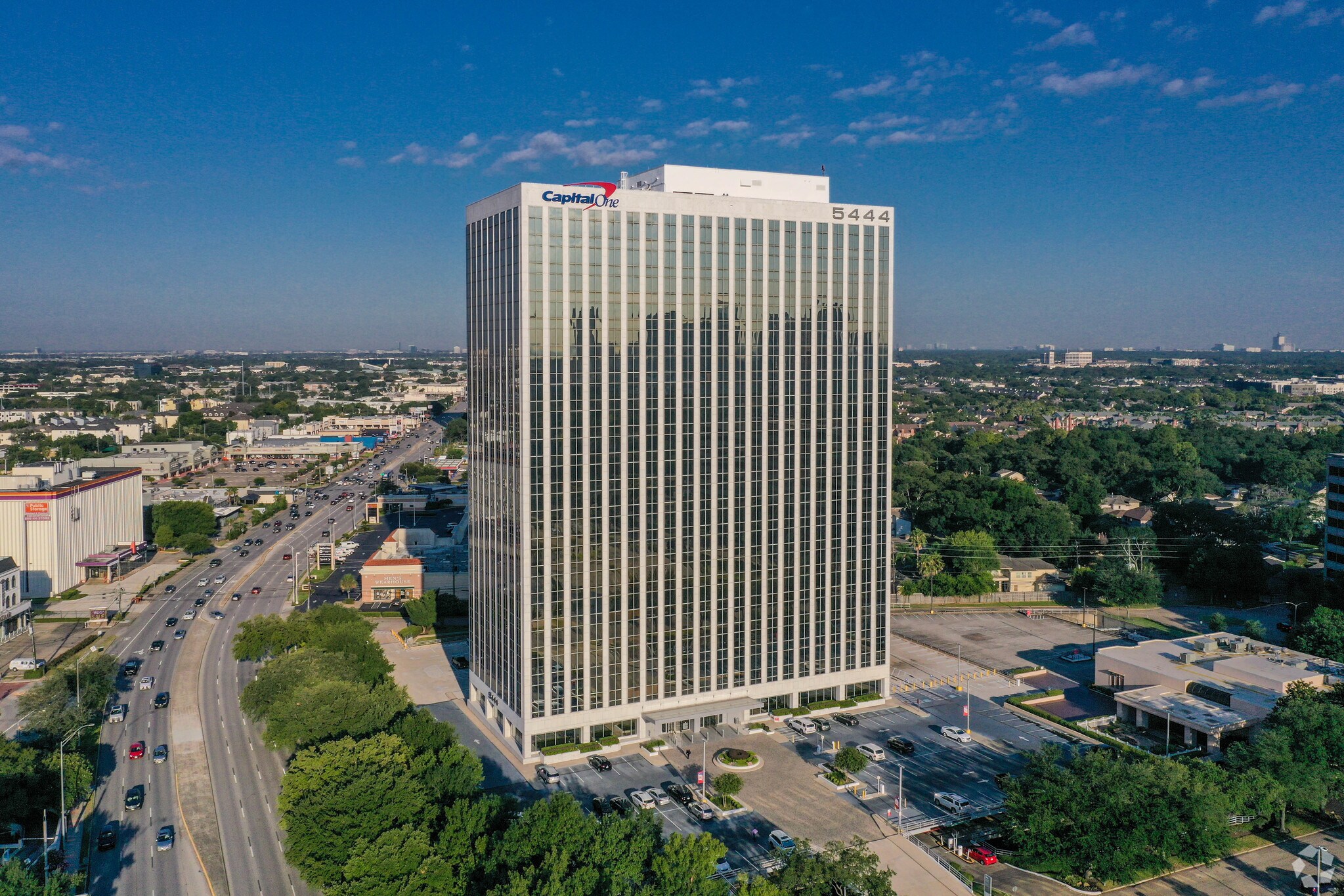 5444 Westheimer Rd, Houston, TX à louer Photo du bâtiment- Image 1 de 14