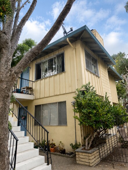 818 Sunset Dr, Pacific Grove, CA à vendre - Photo du bâtiment - Image 3 de 5