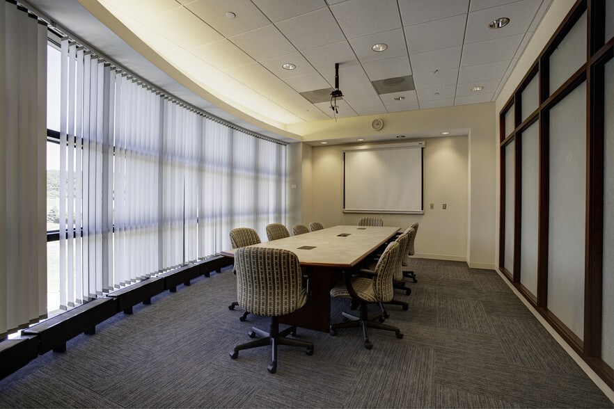 1041 Route 202/206, Bridgewater, NJ à louer - Photo intérieure - Image 3 de 7