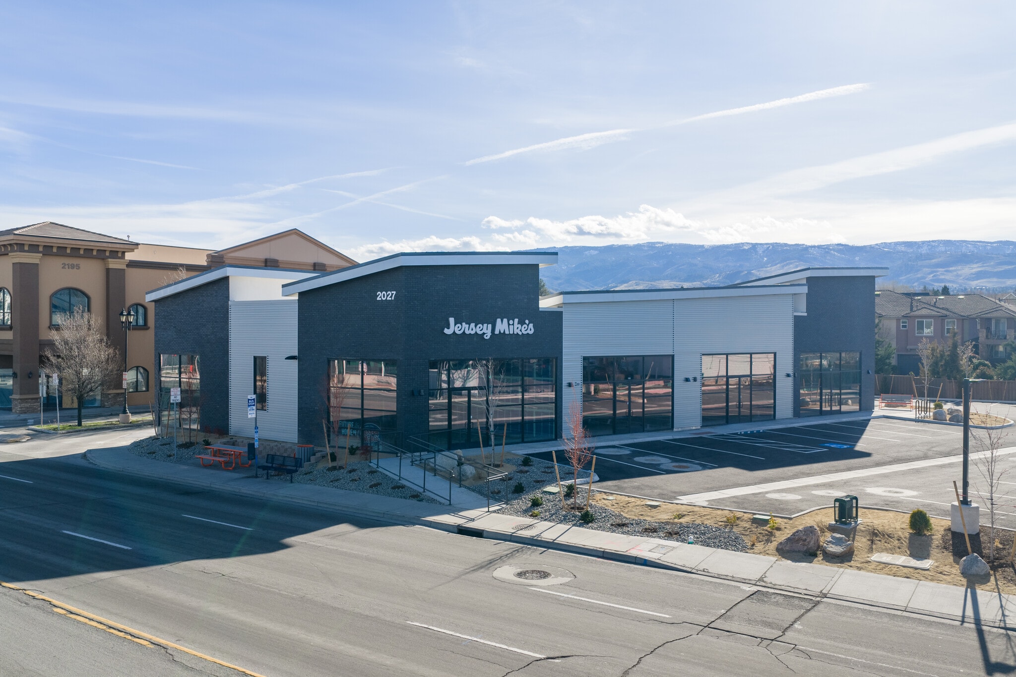 2027 S Virginia St, Reno, NV for lease Primary Photo- Image 1 of 6