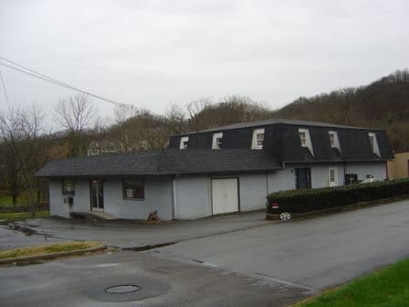 2400 Volunteer Pky, Bristol, TN for lease Primary Photo- Image 1 of 24