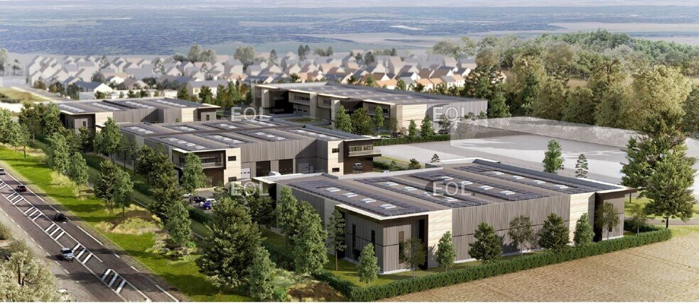 Flex in Survilliers for lease - Building Photo - Image 1 of 5