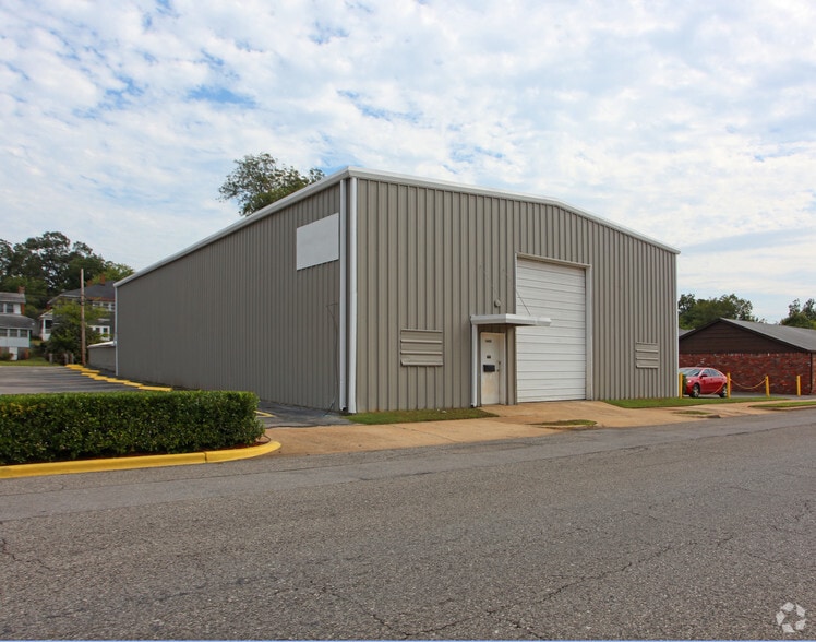 1623 Carolina Ave, Bessemer, AL for lease - Primary Photo - Image 1 of 9