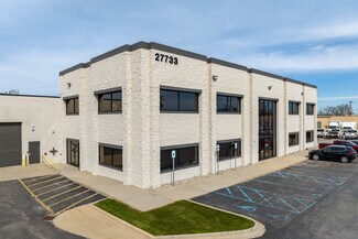 Plus de détails pour 27733 Groesbeck Hwy, Roseville, MI - Industriel à vendre