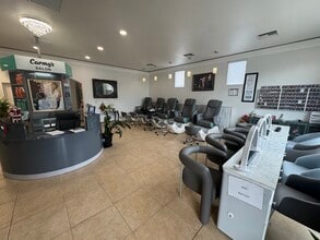 219 South St, Hollister, CA for lease Interior Photo- Image 1 of 4