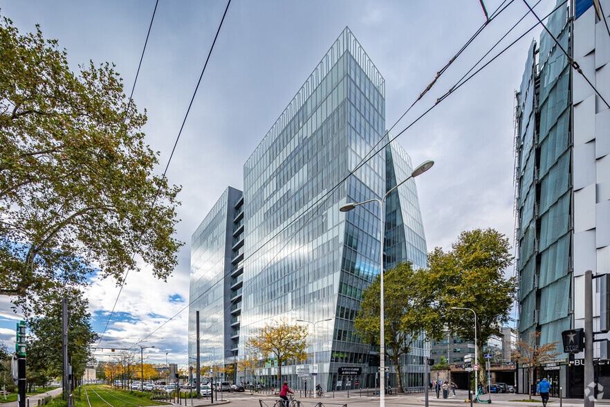 Bureau dans Lyon à louer - Photo du bâtiment - Image 2 de 2