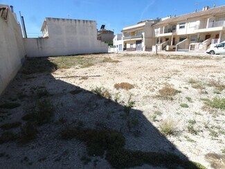 Plus de détails pour Terrain à vendre