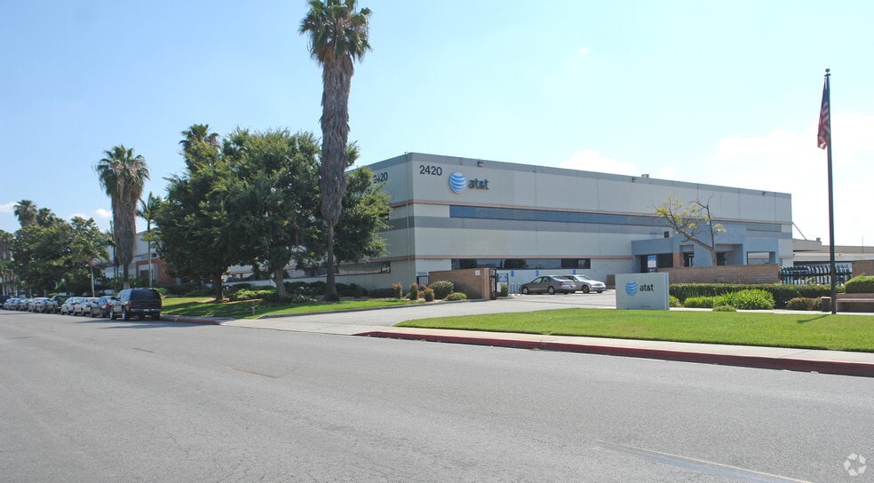 2410 Yates Ave, Commerce, CA for lease - Building Photo - Image 3 of 3