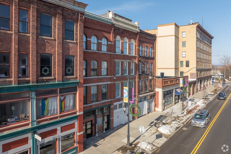 215 State St, Binghamton, NY for sale - Primary Photo - Image 1 of 22