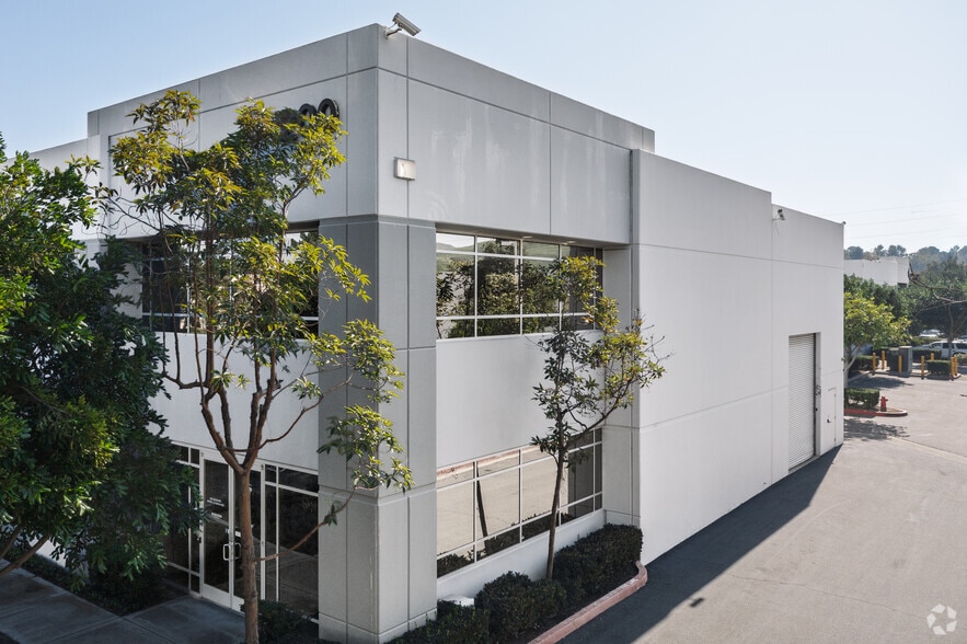 200 Goddard, Irvine, CA for sale - Building Photo - Image 1 of 7