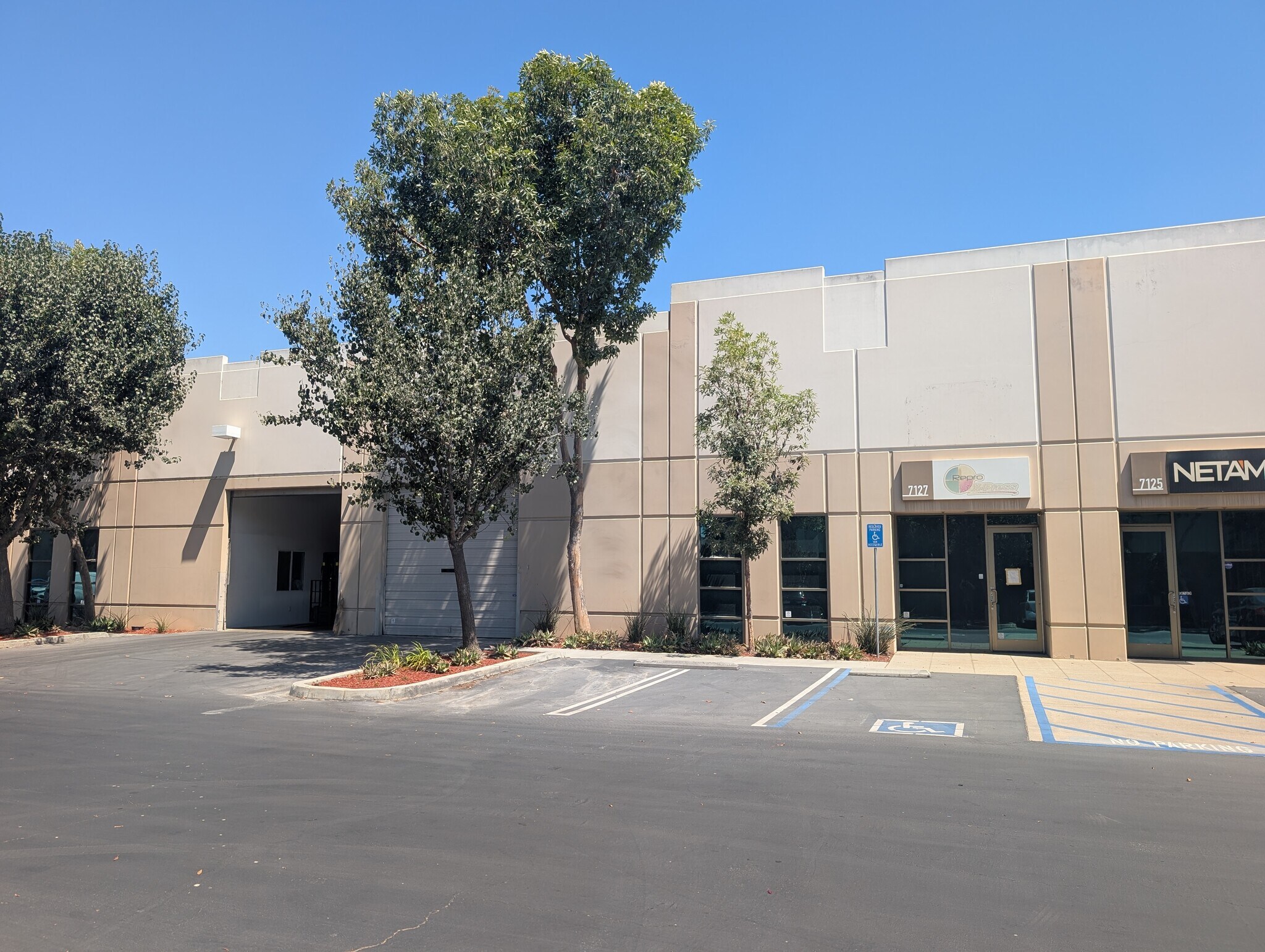 7107-7139 Telegraph Rd, Montebello, CA à vendre Photo du bâtiment- Image 1 de 7