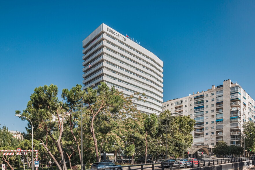 Calle del Capitán Haya, 1, Madrid, Madrid for lease - Building Photo - Image 2 of 8