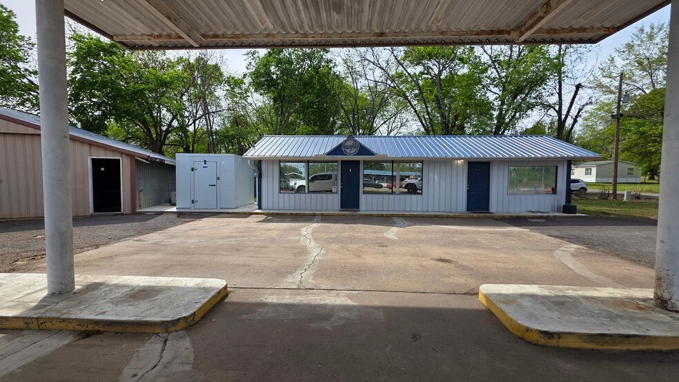 108 Scenic 7 N Hwy, Ola, AR à vendre - Photo principale - Image 1 de 20