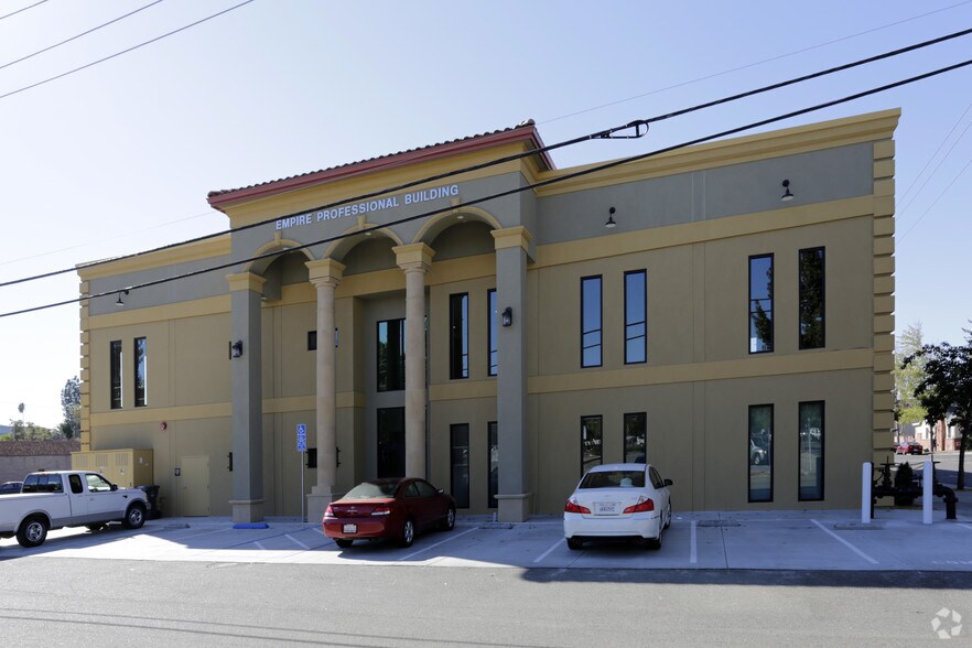 744 Empire St, Fairfield, CA à louer - Photo du bâtiment - Image 2 de 3