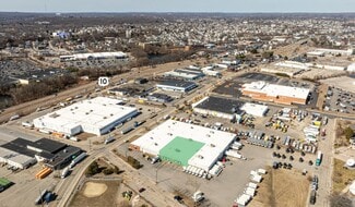 Plus de détails pour 300 Niantic Ave, Providence, RI - Industriel à louer