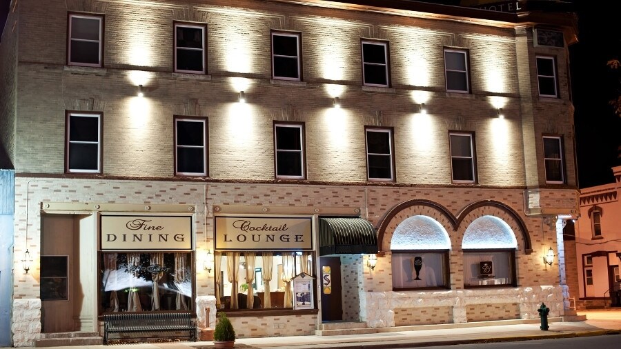 201 Steele St, Algoma, WI à vendre - Photo du bâtiment - Image 2 de 74