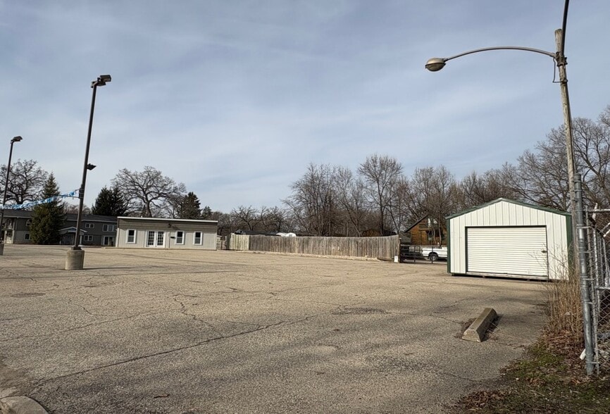 222 Highway 50, Delavan, WI for lease - Building Photo - Image 2 of 3
