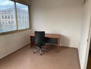 Office in Vilanova i la Geltrú, Barcelona for lease Interior Photo- Image 2 of 18