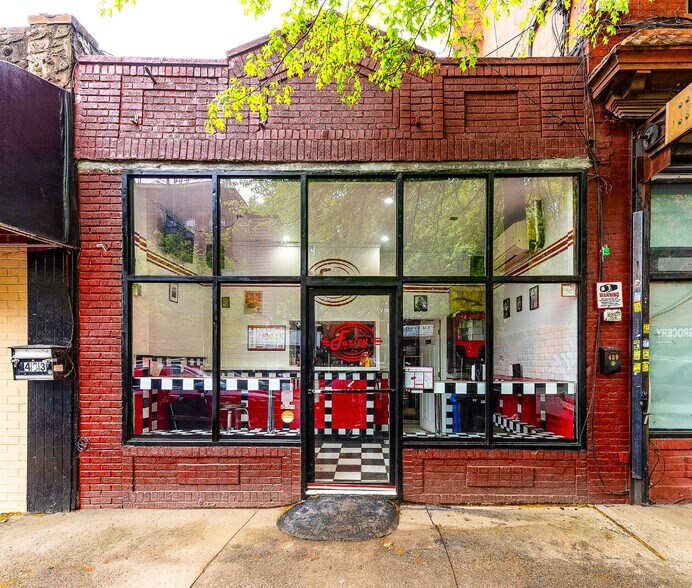 322 Macon Street, Brooklyn, NY for lease - Primary Photo - Image 1 of 1