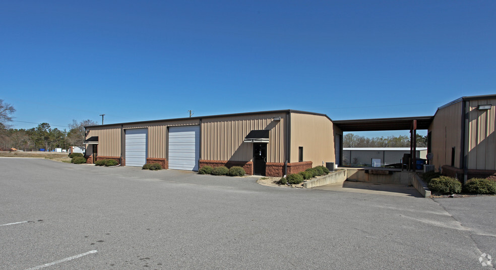 2044 Industrial Blvd, Lexington, SC for lease - Primary Photo - Image 1 of 6