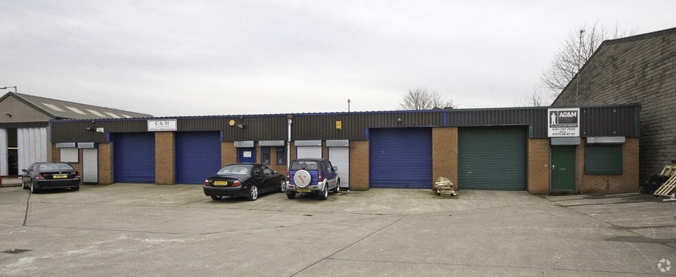 Taylor St, Bury for lease - Primary Photo - Image 1 of 2