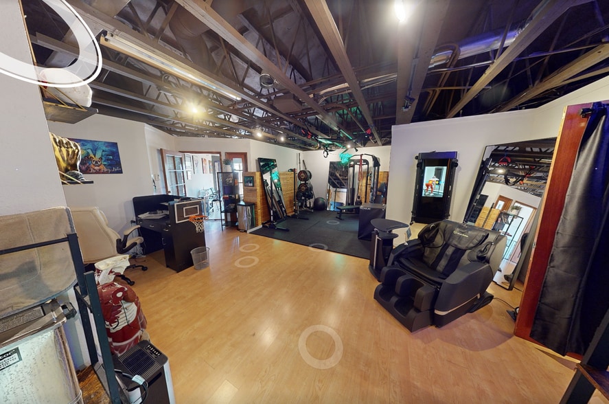 2802 juan St, San Diego, CA for lease - Matterport 3D Scan - Image 2 of 4