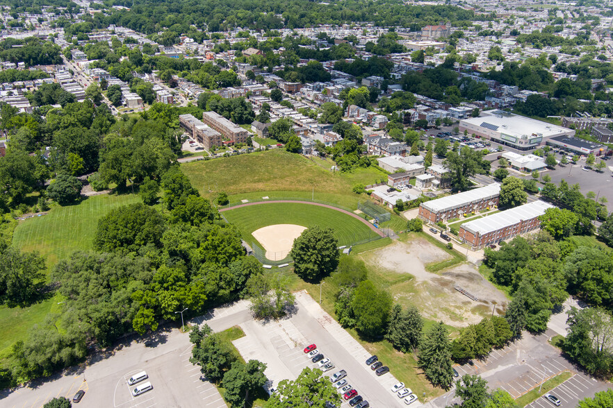 625-35 E Wister St, Philadelphia, PA for sale - Aerial - Image 1 of 2