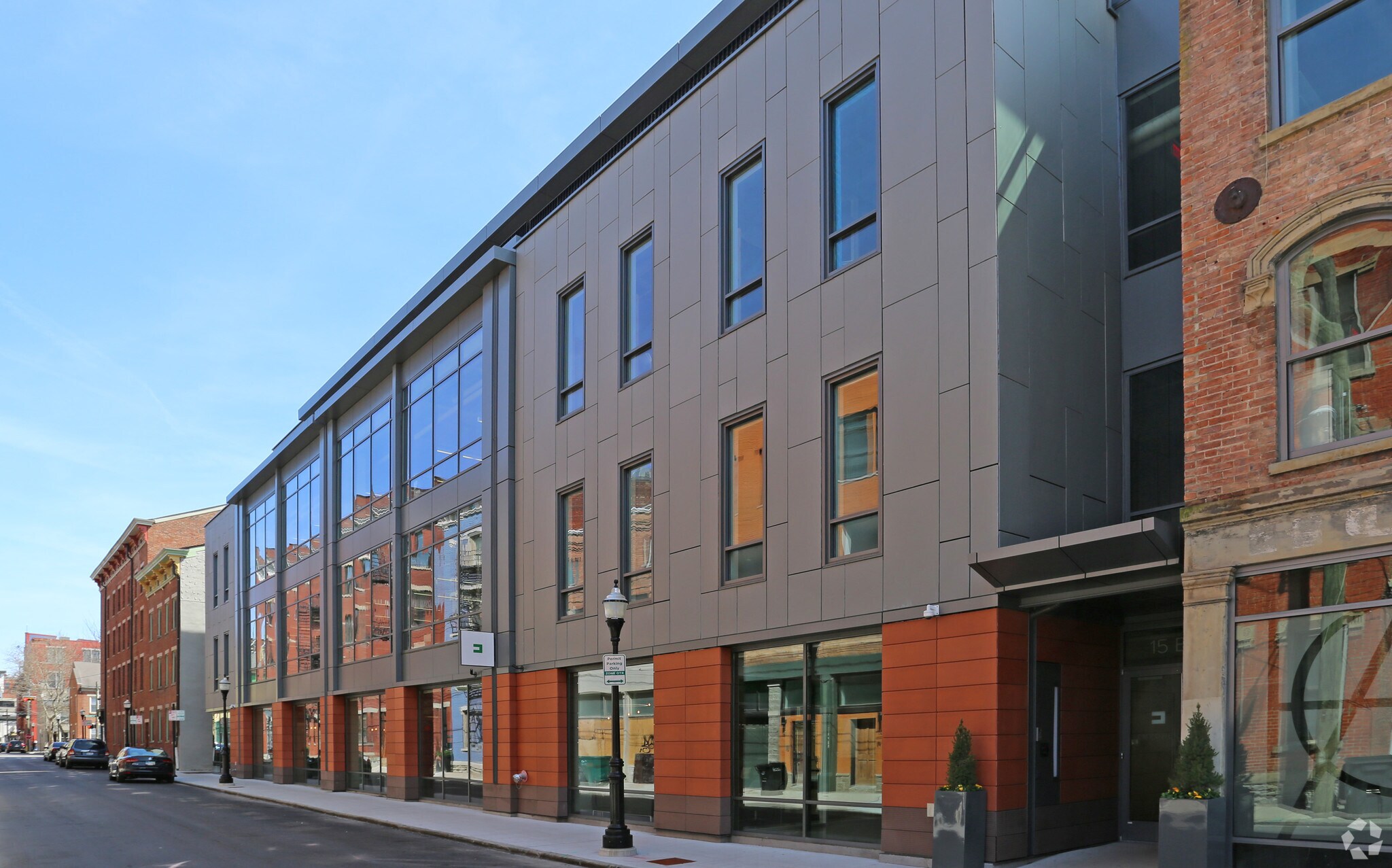 15 E 14th St, Cincinnati, OH à louer Photo principale- Image 1 de 7