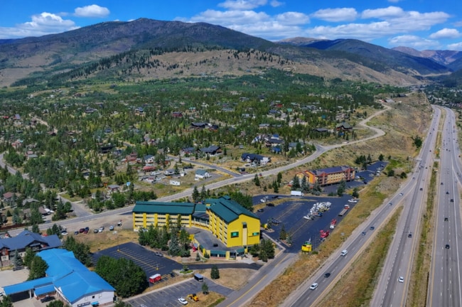 More details for 560 Silverthorne Ln, Silverthorne, CO - Hospitality for Sale