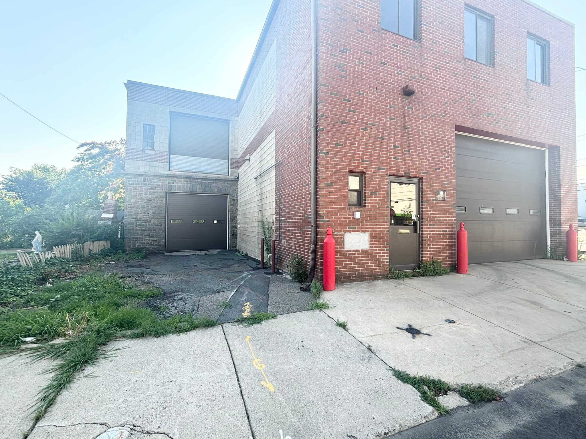11 Marlboro St, Malden, MA for lease Interior Photo- Image 1 of 11