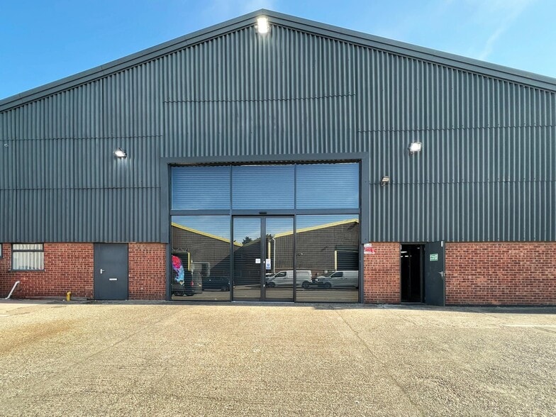 Atherstone St, Tamworth for lease - Building Photo - Image 1 of 5