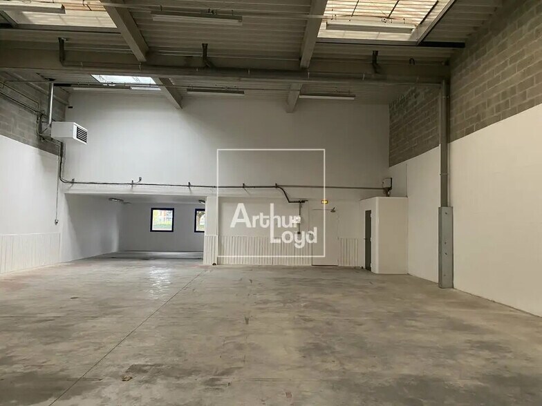 Flex dans Lieusaint à louer - Photo intérieure - Image 3 de 3