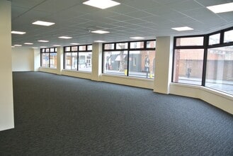 25-29 High St, Kingston Upon Thames for lease Interior Photo- Image 2 of 4