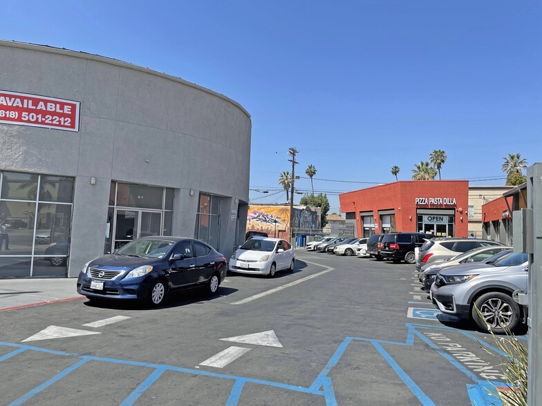 2101-2117 W Pico Blvd, Los Angeles, CA for lease - Building Photo - Image 3 of 9