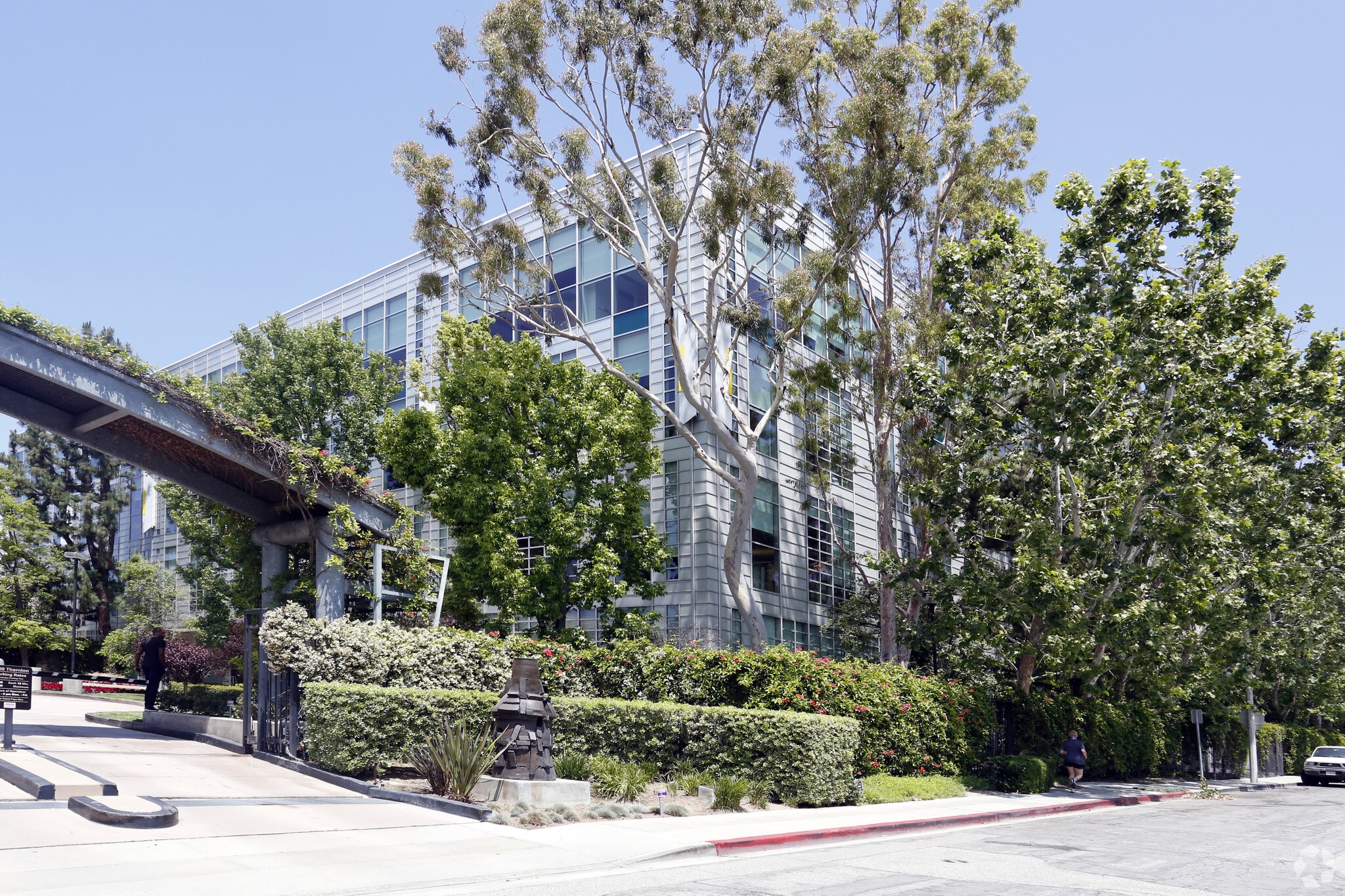 3100 Thornton Ave, Burbank, CA à louer Photo du bâtiment- Image 1 de 12