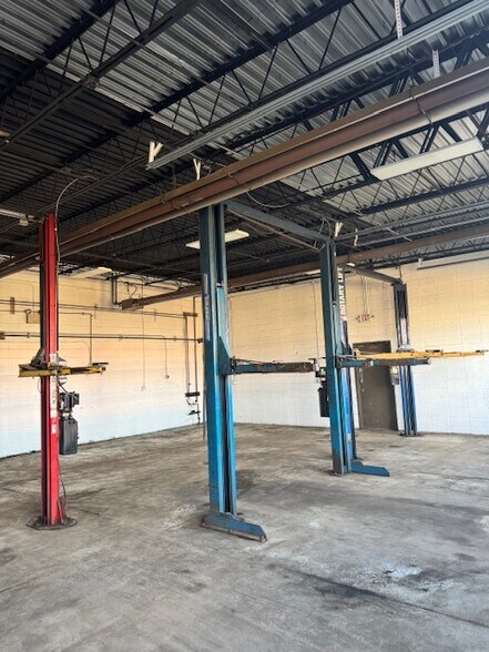 334 S White Horse Pike, Magnolia, NJ à louer - Photo du bâtiment - Image 3 de 5